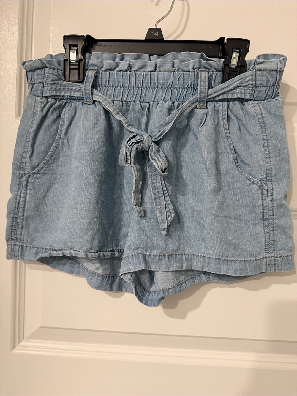 Rewind Light Blue Paperbag Tie-Waist Denim Shorts Juniors XS extra small pocket